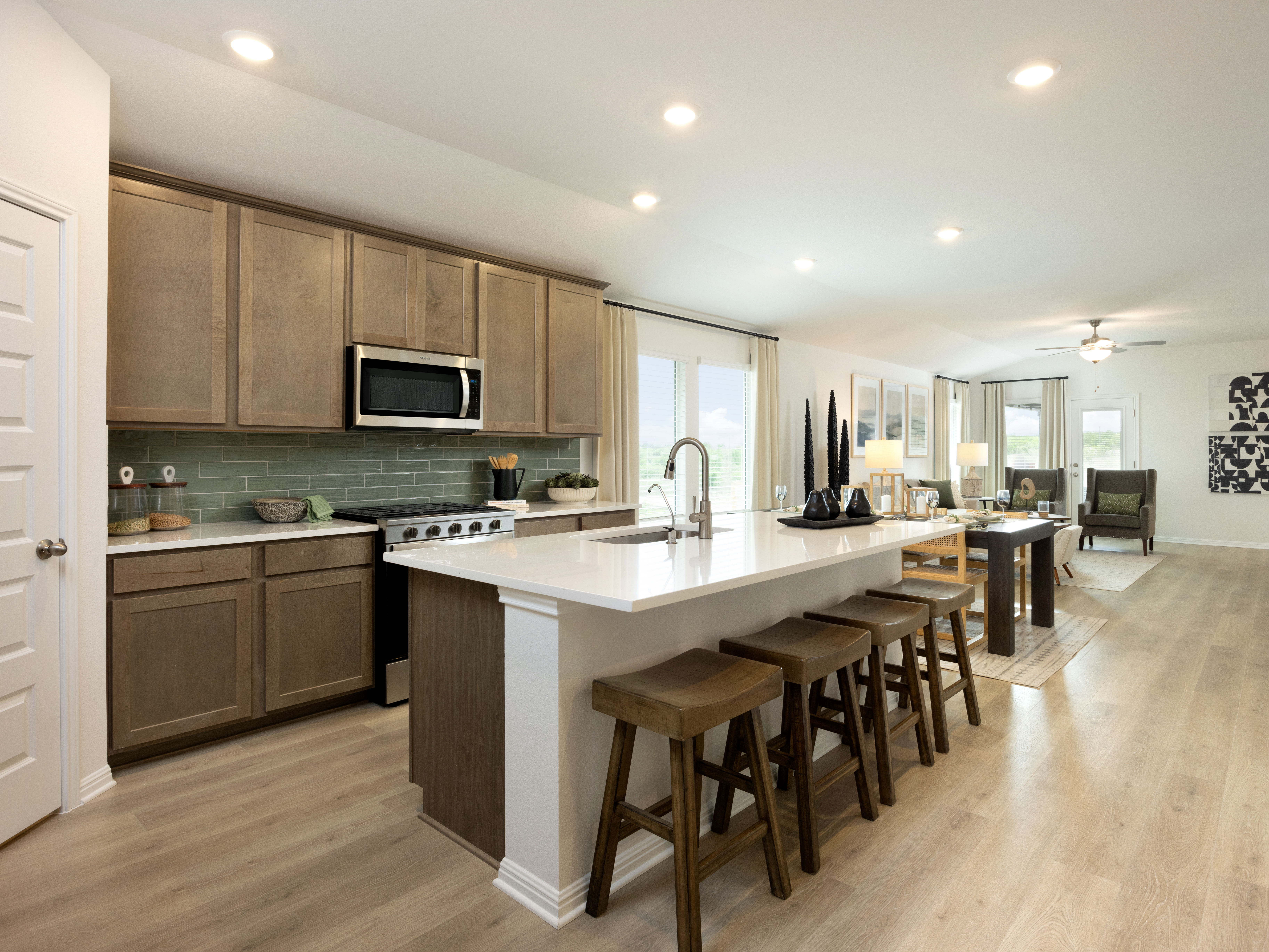 The Hughes (841) floor plan