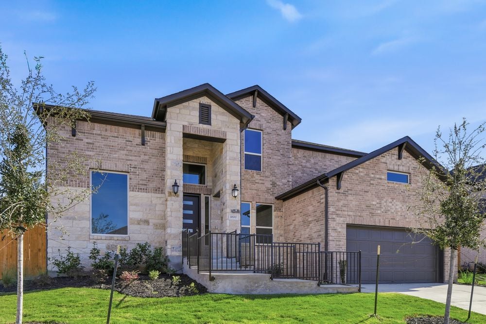 1800 Plum Tree Way